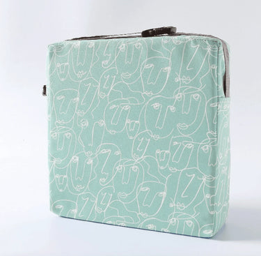 kids-booster-seat-cushion-face-art-in-tiffany-blue-1 - Taylorson