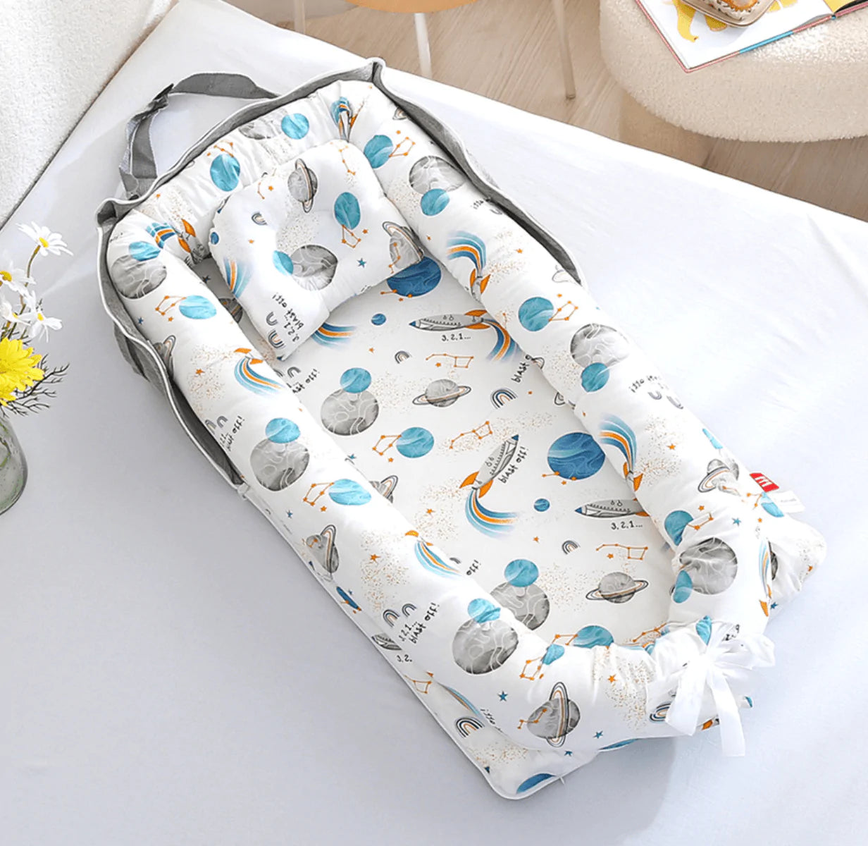 Travel-Ready Baby Sleeping Pod: Keep Your Little One Snug - Space (85cm x 45cm) - Taylorson