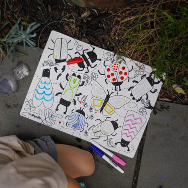 HeyDoodle Busy Bugs Sensory Mat (Large) - Reusable Colouring Set - Taylorson