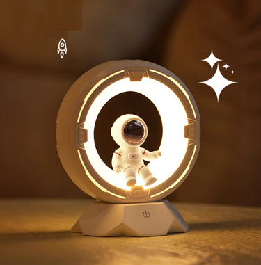 Astronaut in Space Tap Tap Dimmable Nightlight (3 Dim Mode)