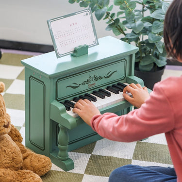 Classic World Vintage Piano Musical Toy (18m+)