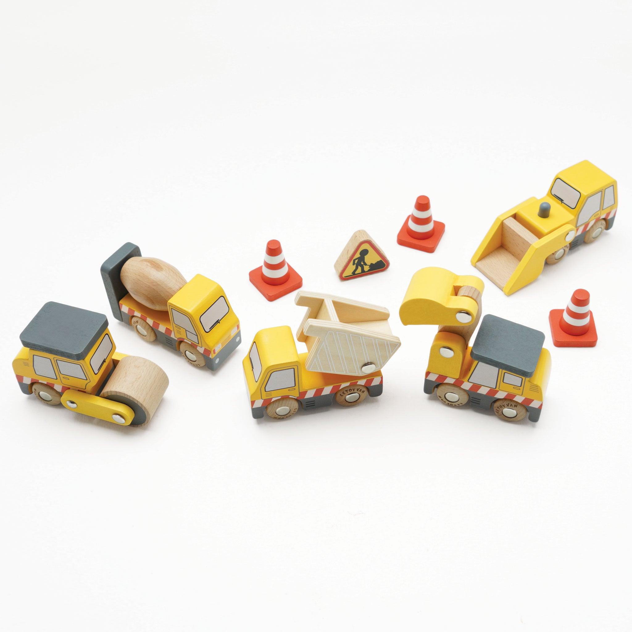 Le Toy Van Wooden Construction Toys Set - Taylorson
