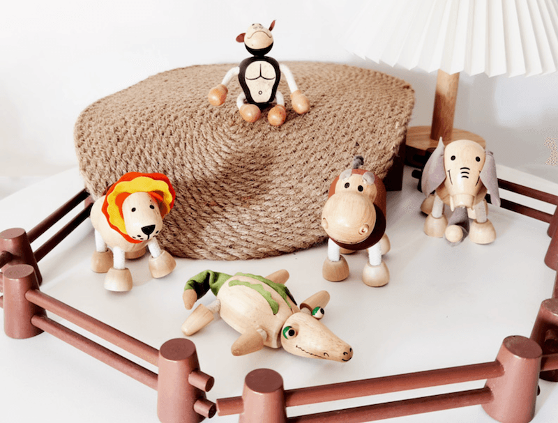 Wooden Farm Animals & Wild Animals Toy Set - Lion, Giraffe, Elephant, Hippo, Horse, Cow, Crocodile, Gorilla - Taylorson